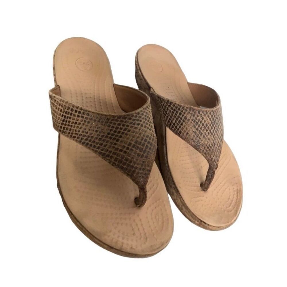 Crocs sandals flit flops size 7